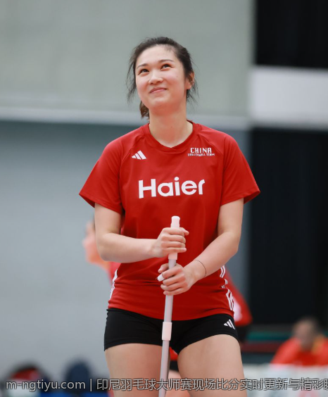 印尼羽毛球大师赛现场比分实时更新与精彩瞬间